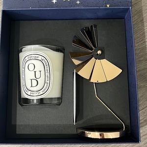 Diptyque 190g carousel